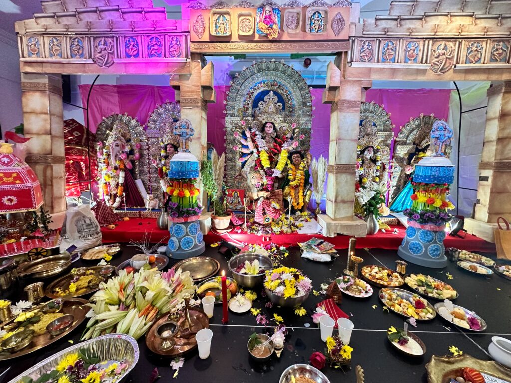 portrait-puja-preparation